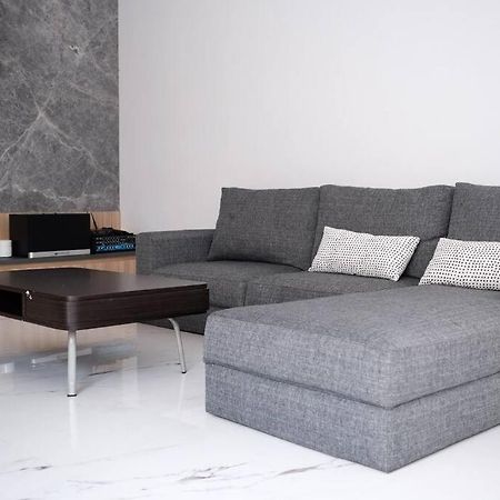 Villa 55 With Pool, Karaoke And Rooftop Bogor Eksteriør bilde
