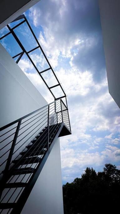 Villa 55 With Pool, Karaoke And Rooftop Bogor Eksteriør bilde